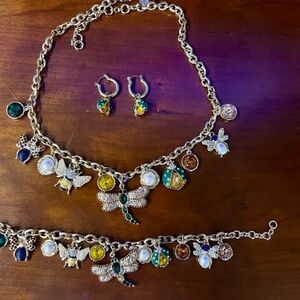 TALBOTS NECKLACE, BRACELET, AND EARRING SET